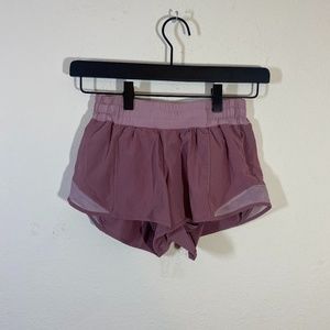 Lululemon Hotty Hot Short 2.5 Figure Rose Blush